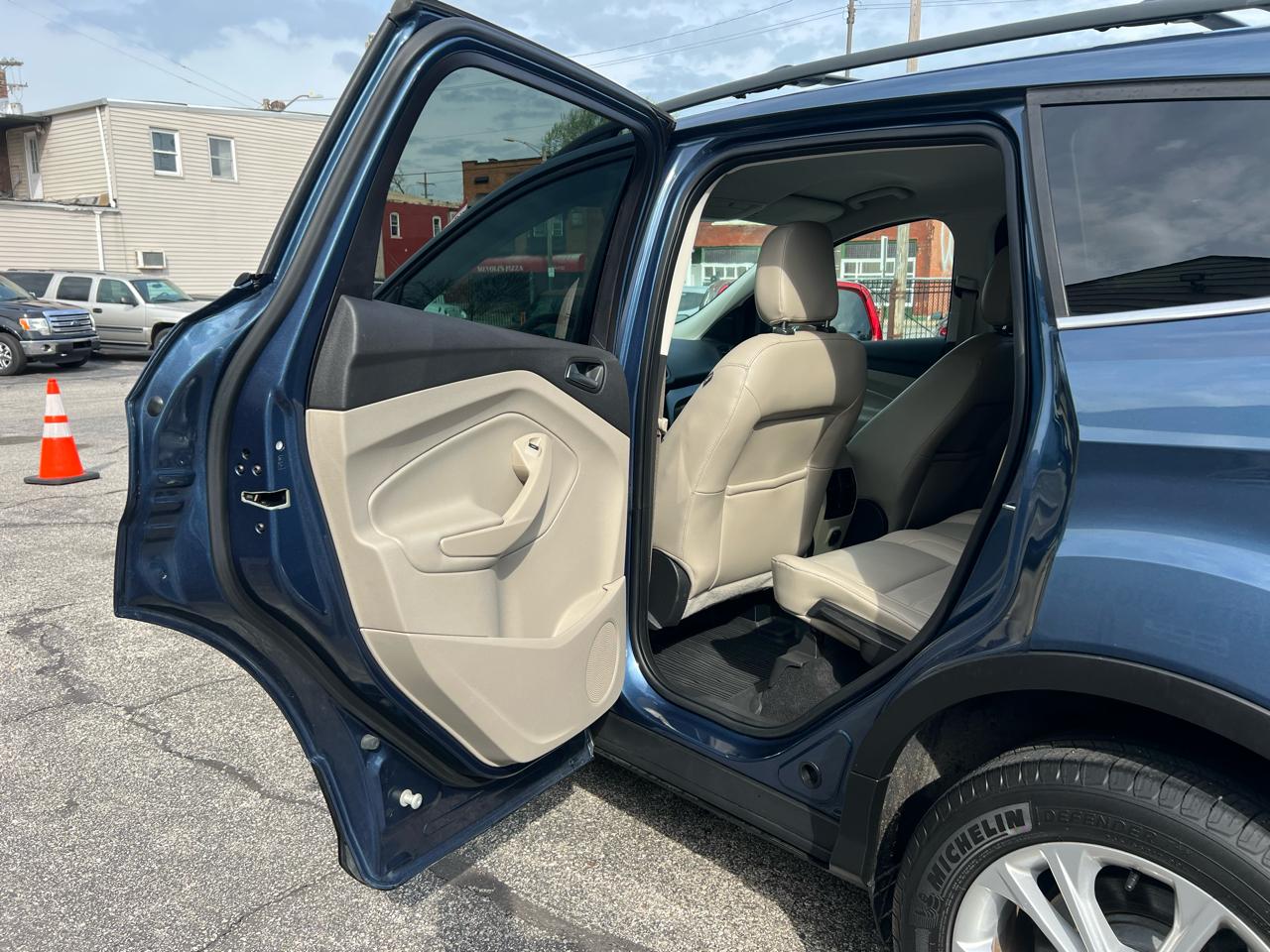 Ford Escape SEL 4WD 2018