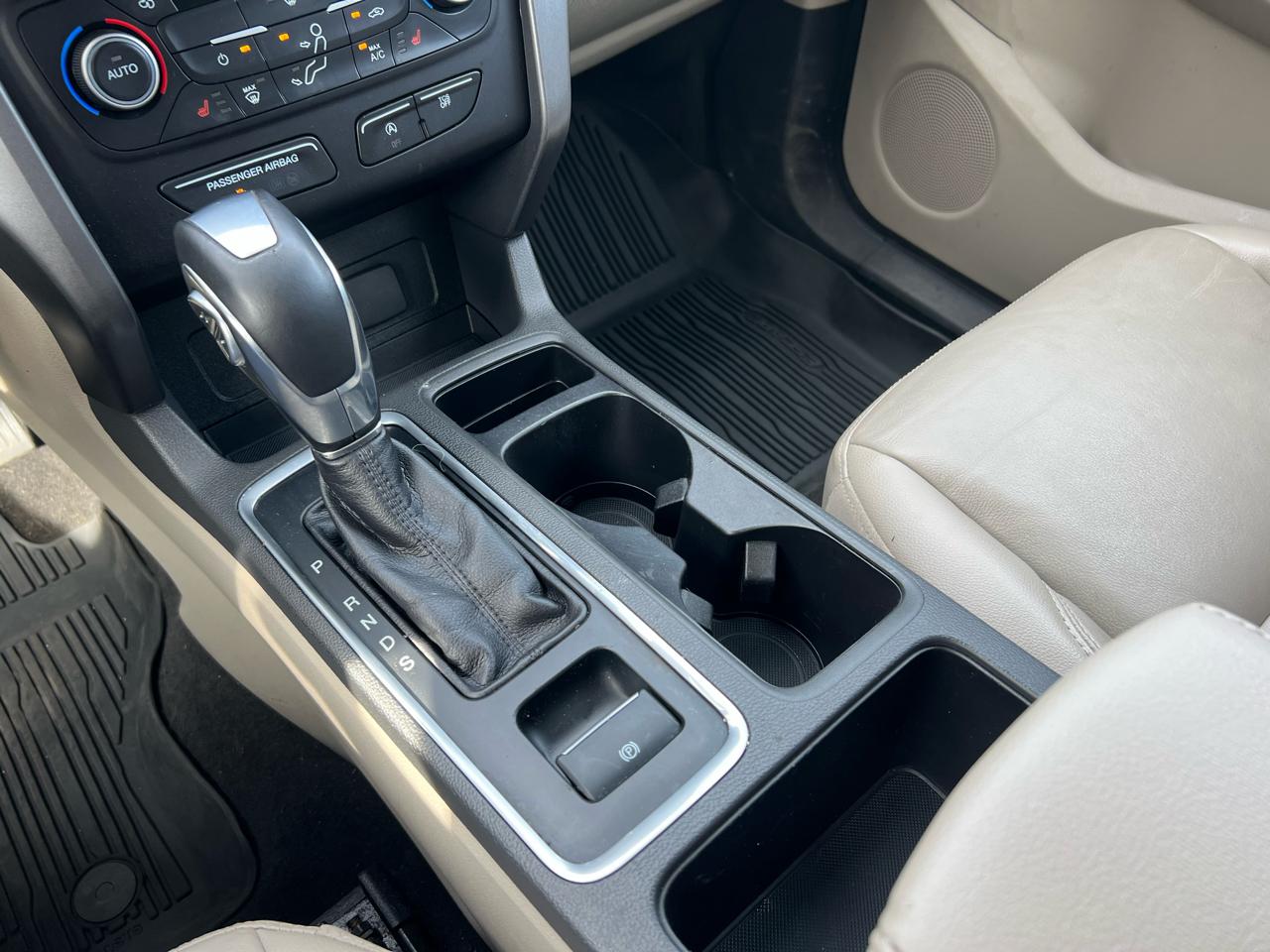 Ford Escape SEL 4WD 2018