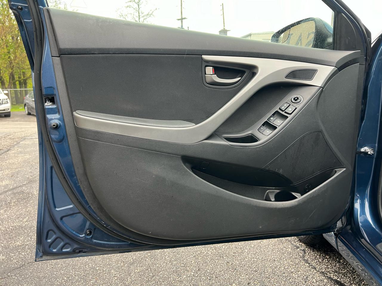 Hyundai Elantra 4dr Sdn Auto SE 2016