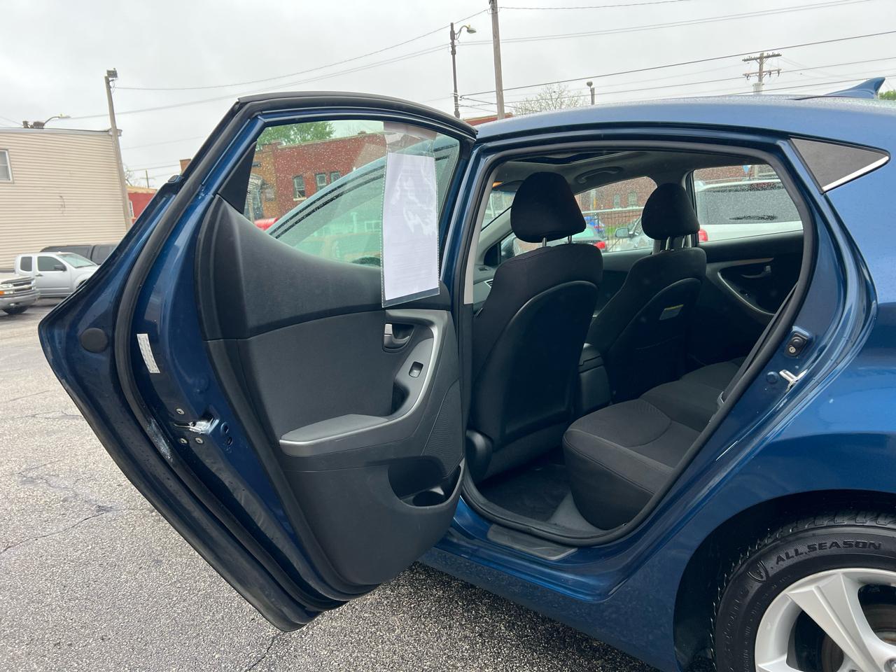 Hyundai Elantra 4dr Sdn Auto SE 2016