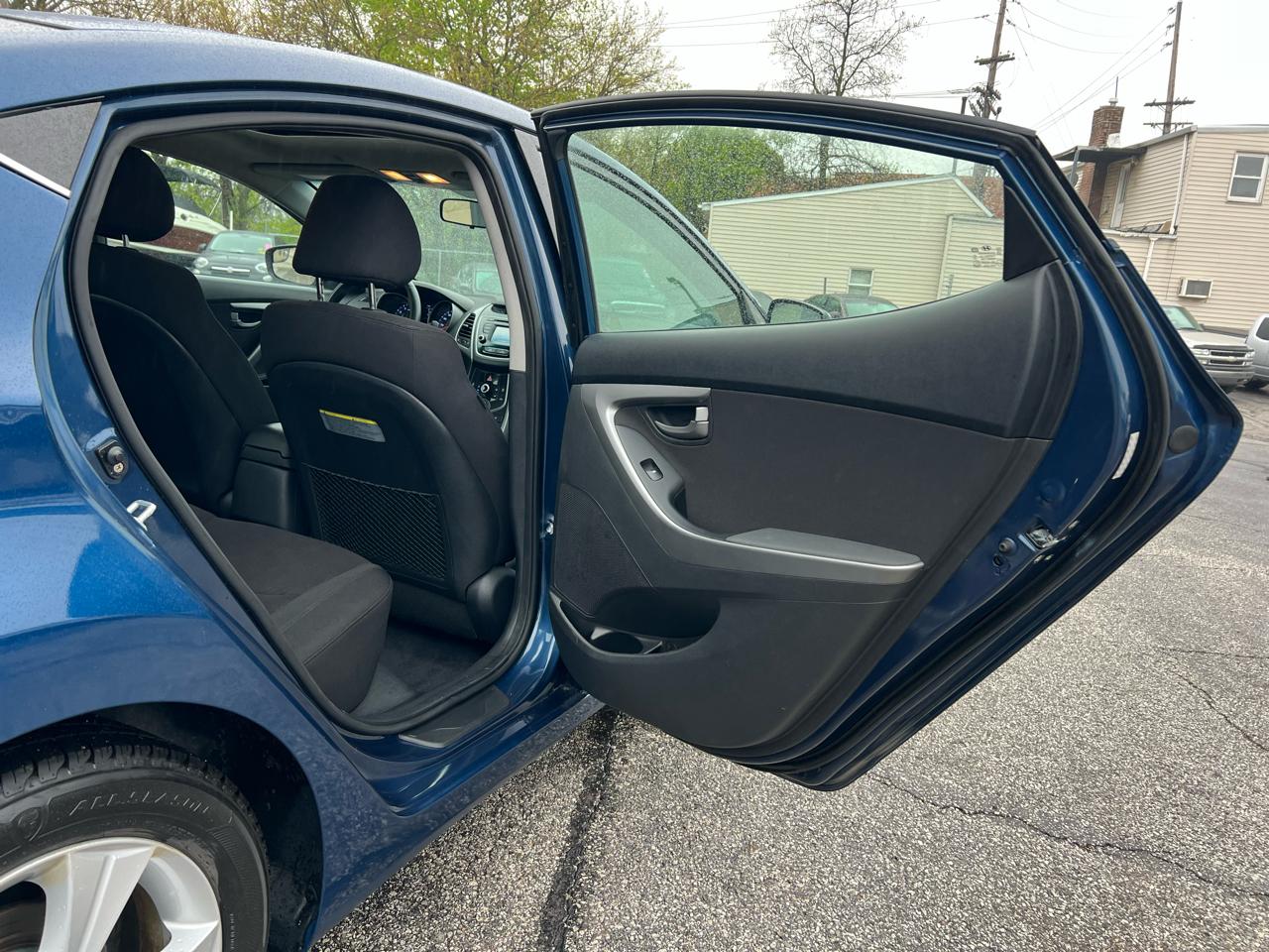 Hyundai Elantra 4dr Sdn Auto SE 2016