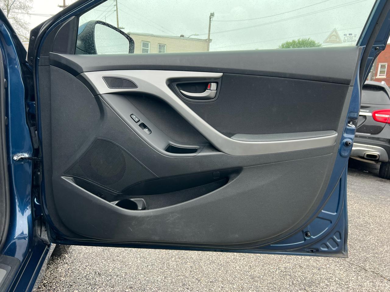 Hyundai Elantra 4dr Sdn Auto SE 2016