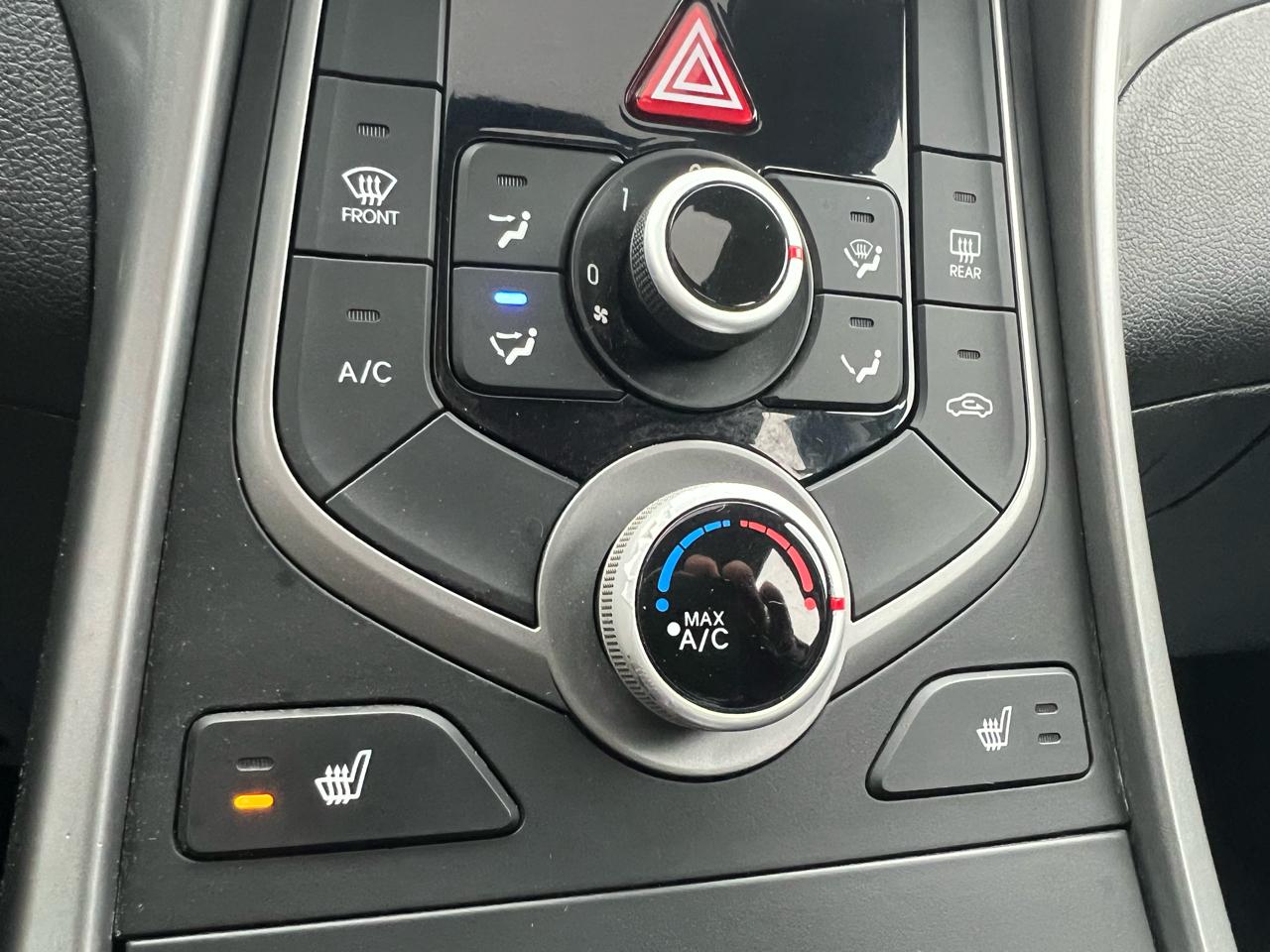 Hyundai Elantra 4dr Sdn Auto SE 2016