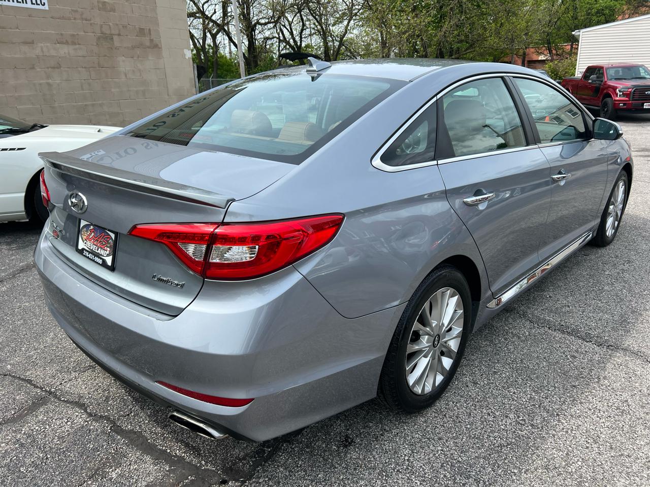 Hyundai Sonata 4dr Sdn 2.4L Limited w/Brown Seats PZEV 2015