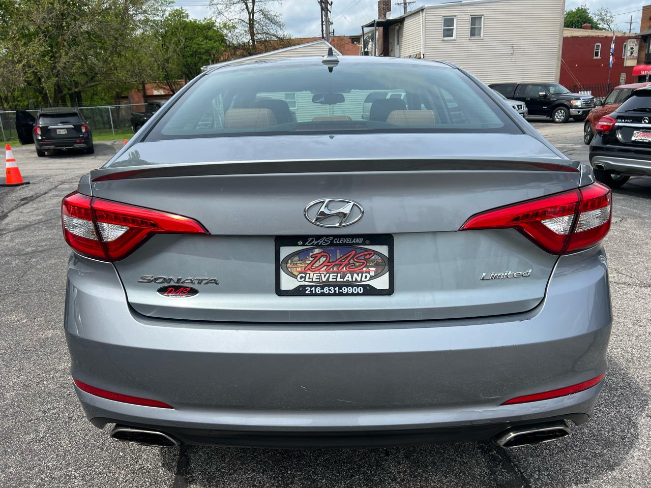 Hyundai Sonata 4dr Sdn 2.4L Limited w/Brown Seats PZEV 2015