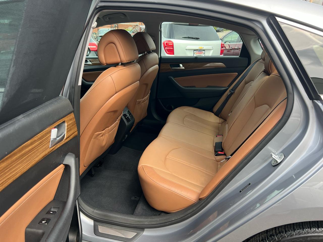 Hyundai Sonata 4dr Sdn 2.4L Limited w/Brown Seats PZEV 2015