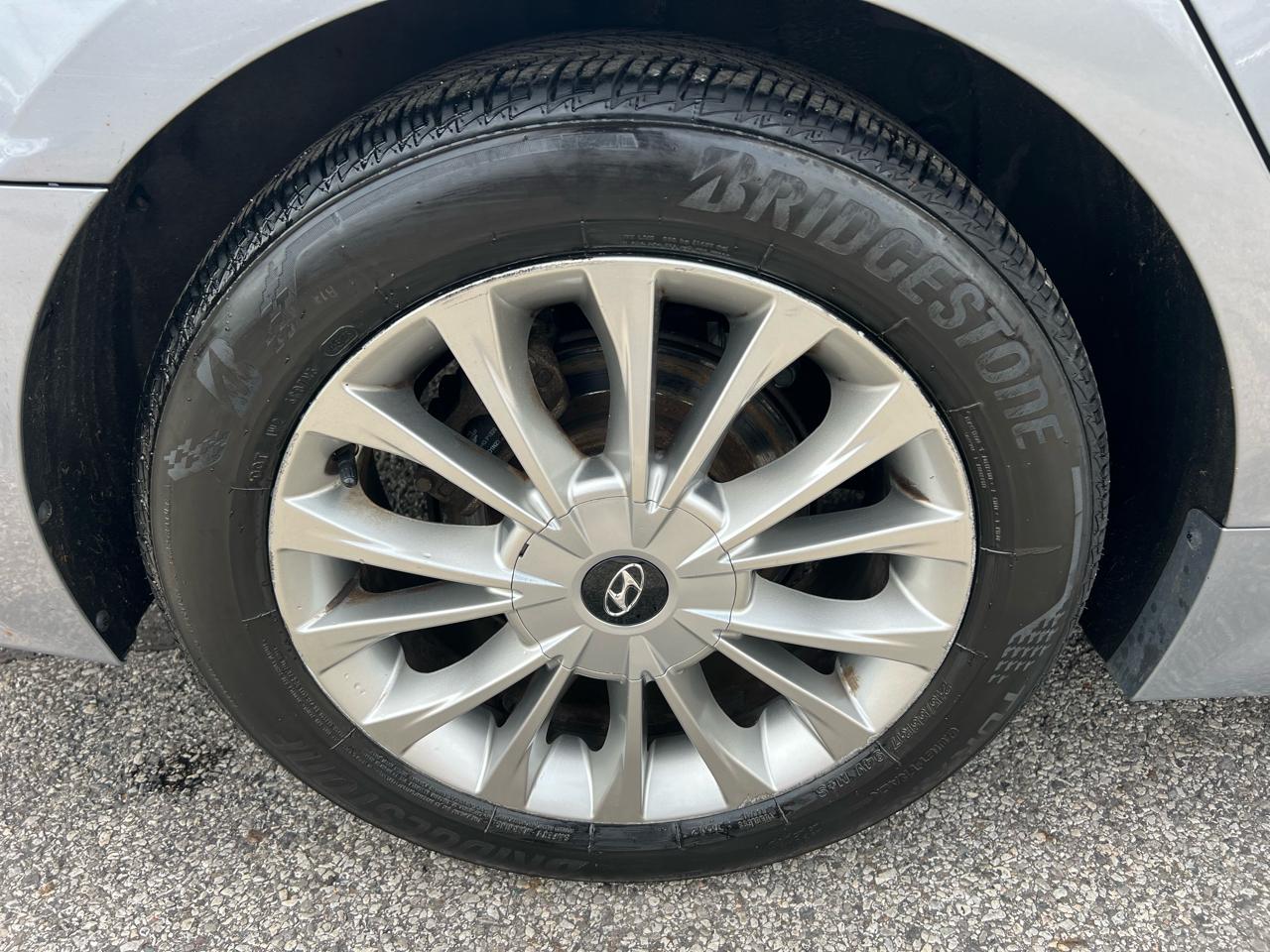 Hyundai Sonata 4dr Sdn 2.4L Limited w/Brown Seats PZEV 2015