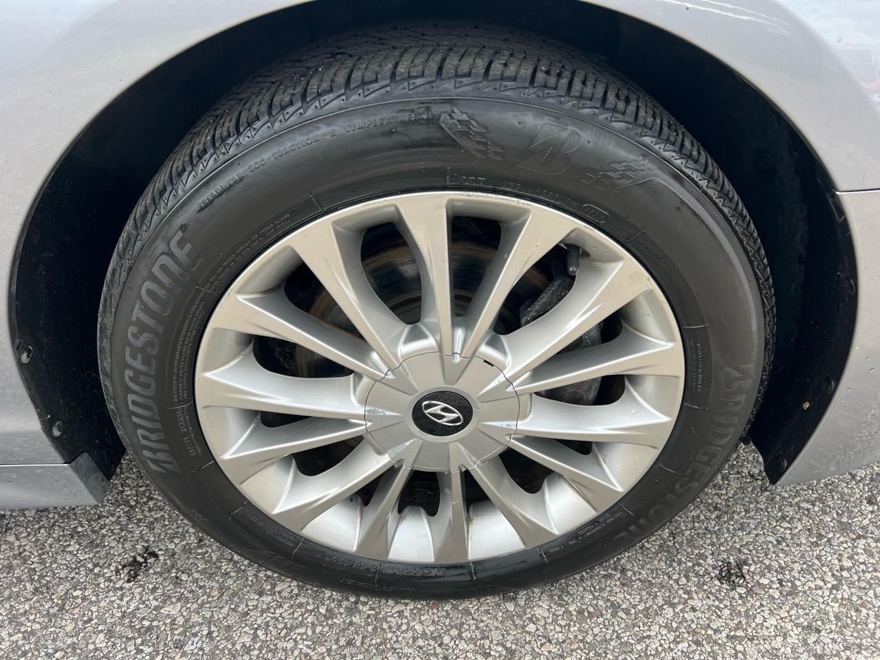 Hyundai Sonata 4dr Sdn 2.4L Limited w/Brown Seats PZEV 2015