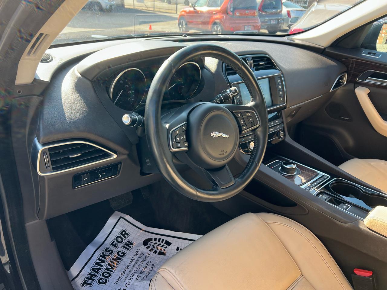 Jaguar F-Pace 35t Prestige AWD 2017