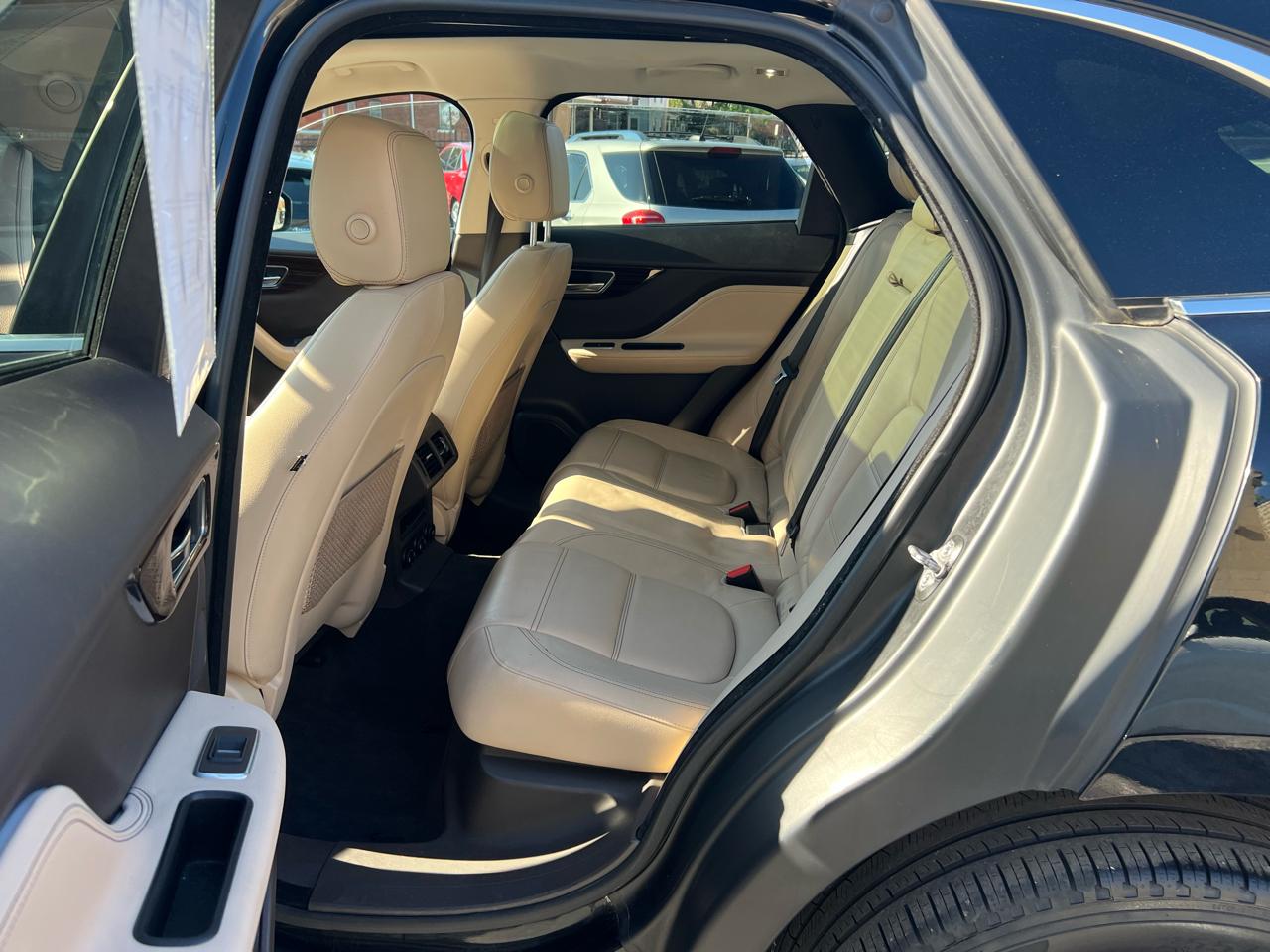 Jaguar F-Pace 35t Prestige AWD 2017