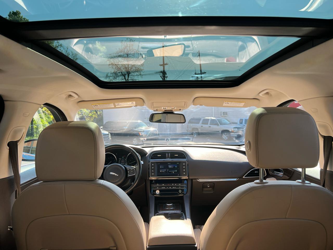 Jaguar F-Pace 35t Prestige AWD 2017