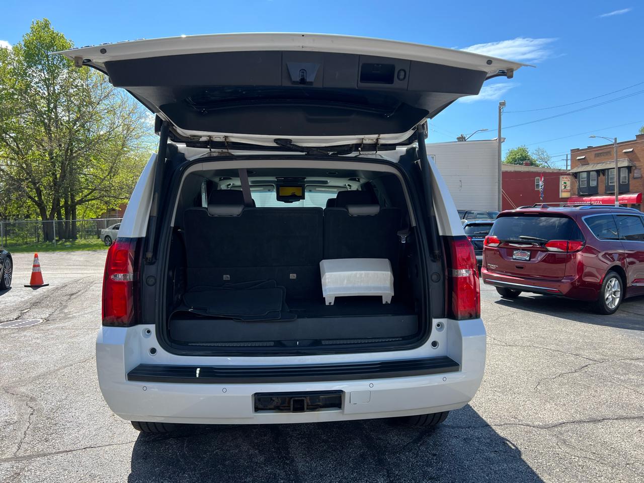Chevrolet Tahoe 4WD 4dr LT 2017