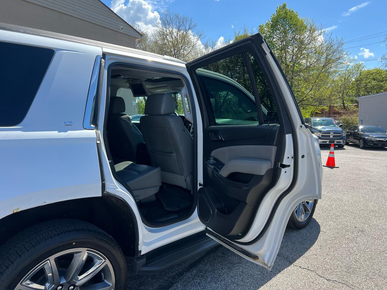 Chevrolet Tahoe 4WD 4dr LT 2017