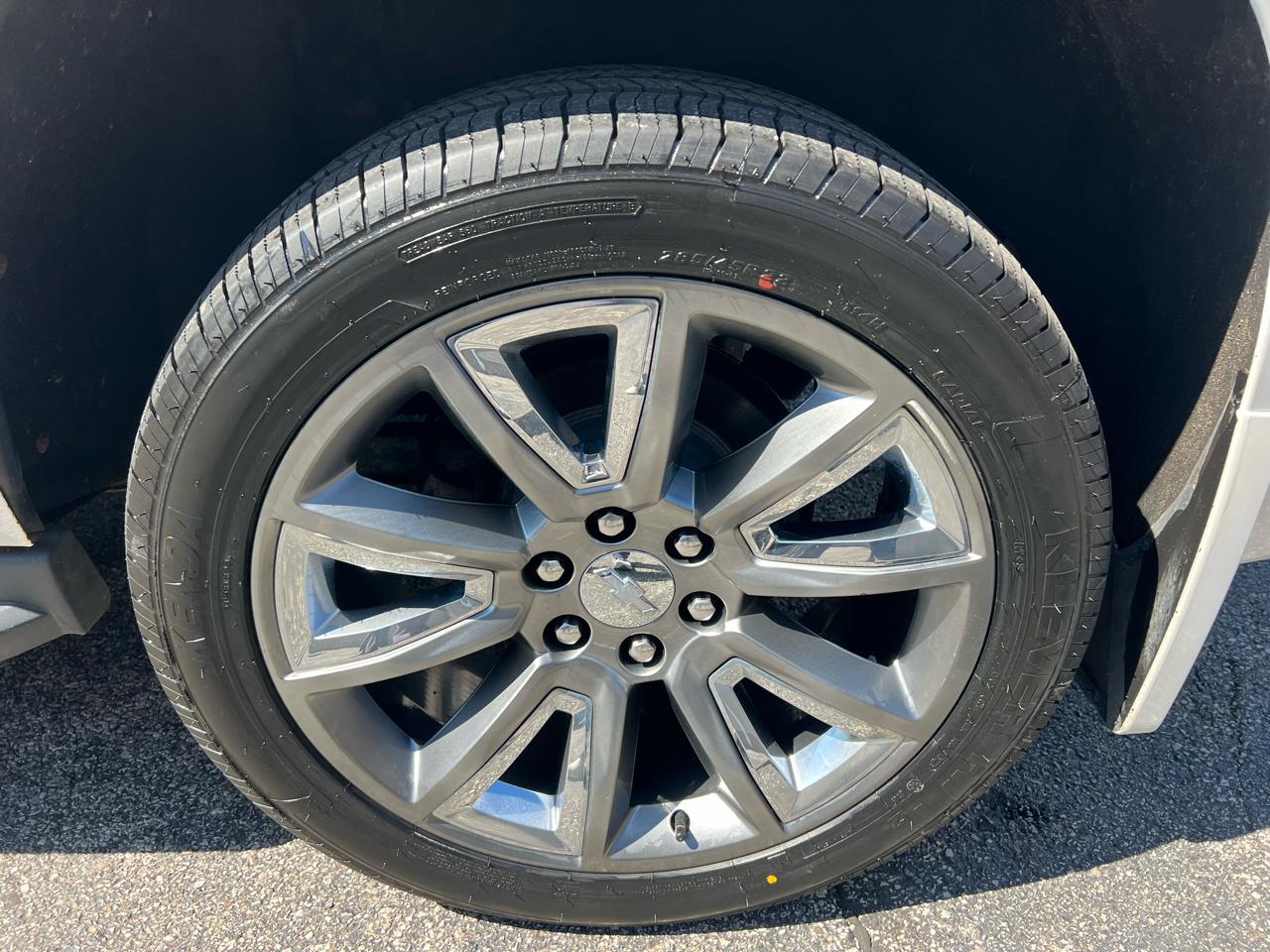 Chevrolet Tahoe 4WD 4dr LT 2017