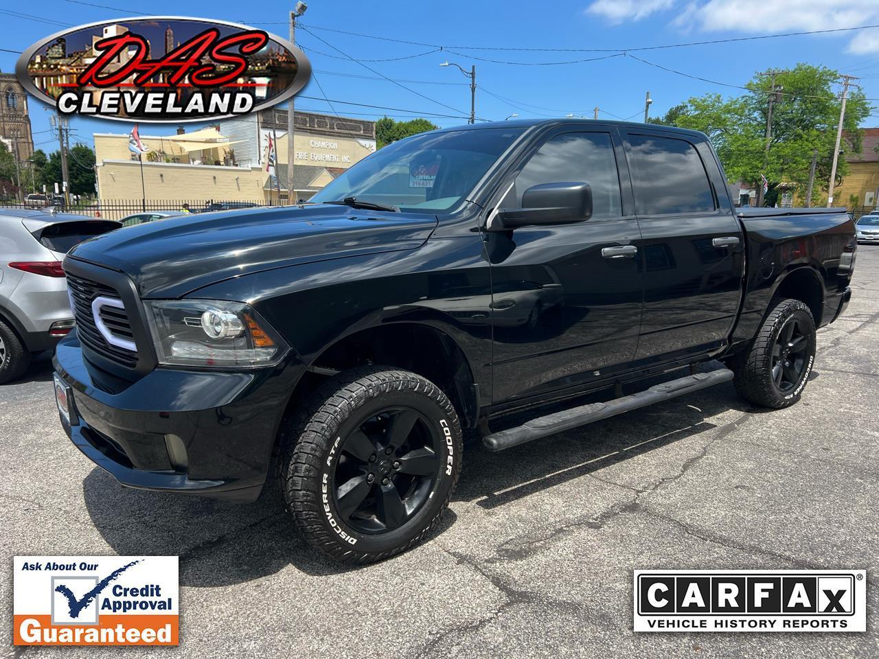 RAM 1500 4WD Crew Cab 140.5" Express 2014