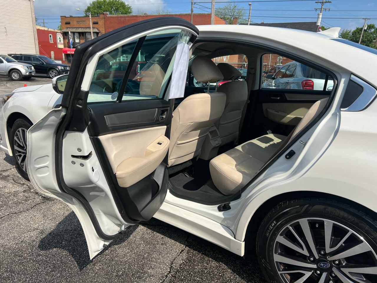 Subaru Legacy 2.5i Premium 2018
