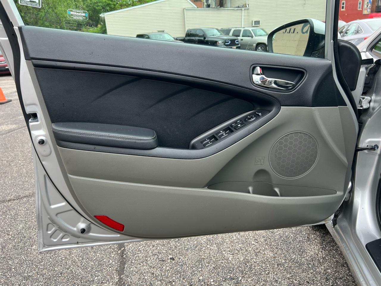Kia Forte 4dr Sdn Auto EX 2015