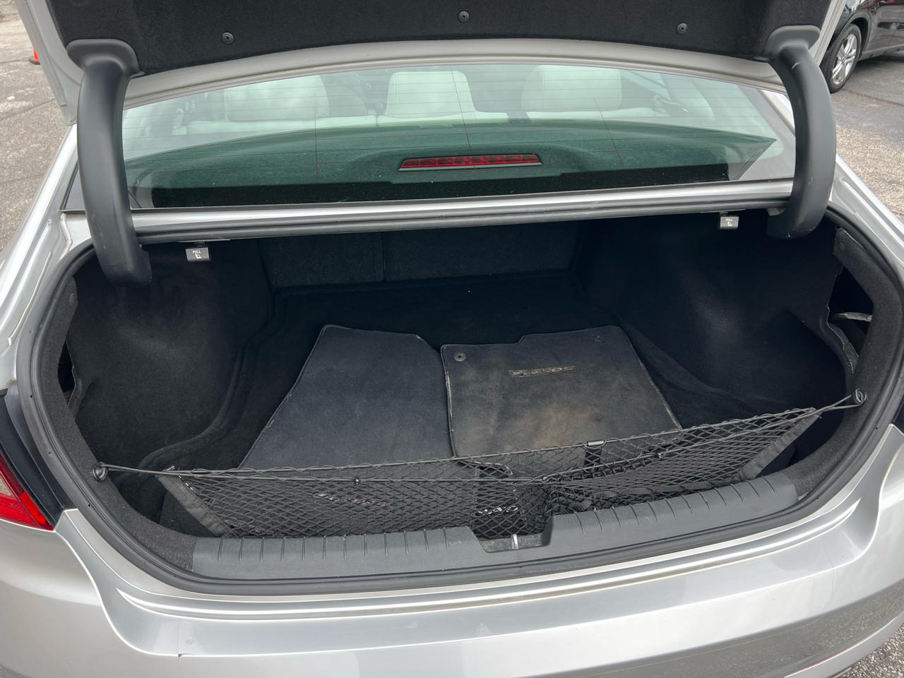 Hyundai Sonata 4dr Sdn 2.4L SE 2015