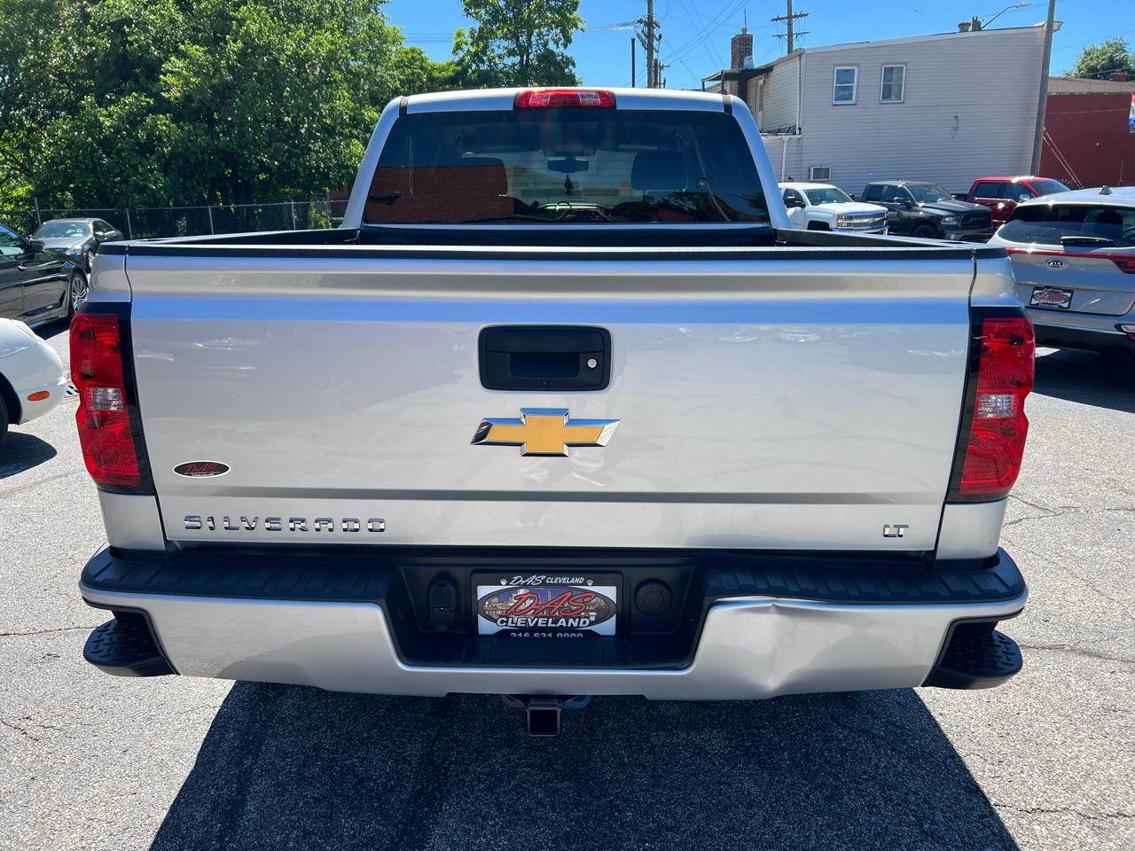 Chevrolet Silverado 1500 Crew Cab Crew Cab 143.5" WB 4WD Z71 2018