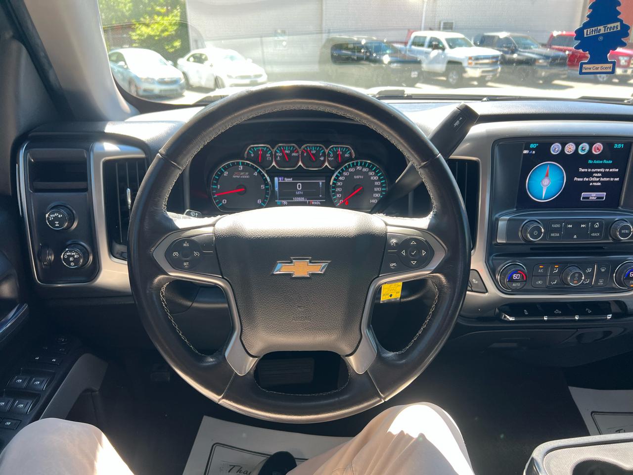 Chevrolet Silverado 1500 Crew Cab Crew Cab 143.5" WB 4WD Z71 2018