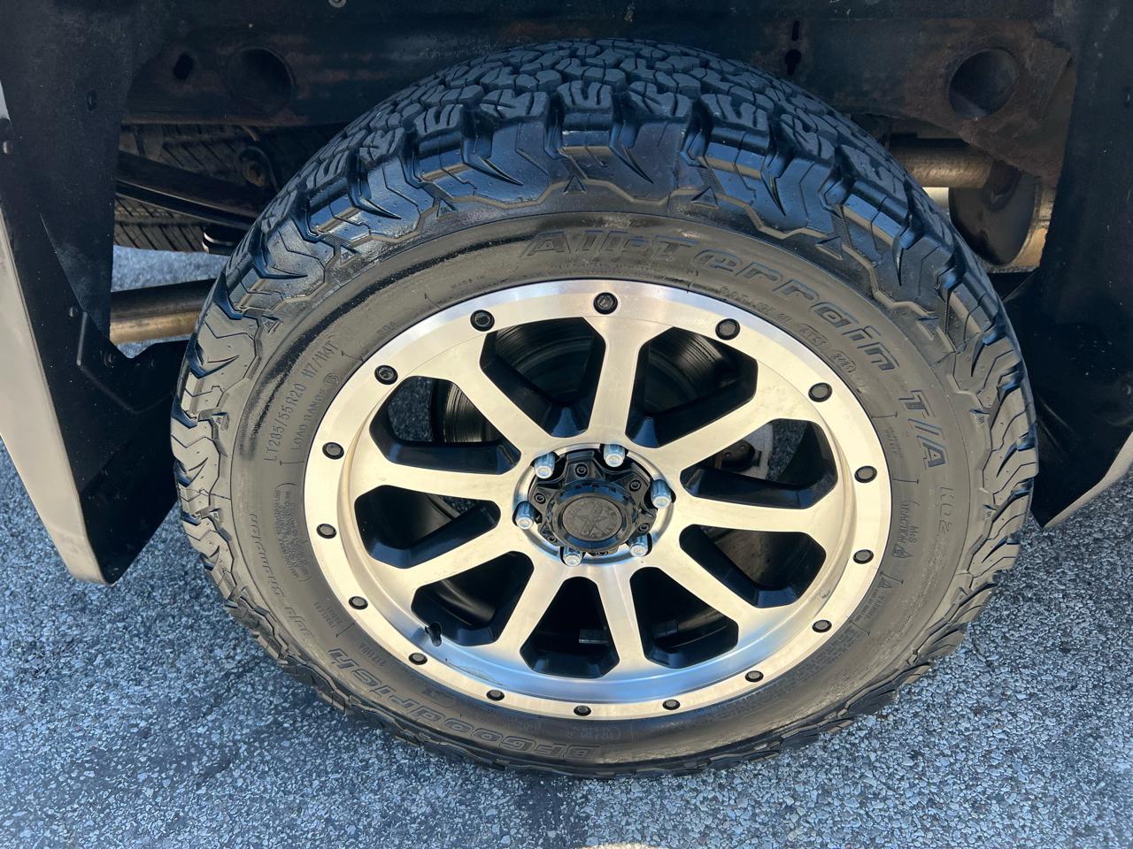 Chevrolet Silverado 1500 Crew Cab Crew Cab 143.5" WB 4WD Z71 2018