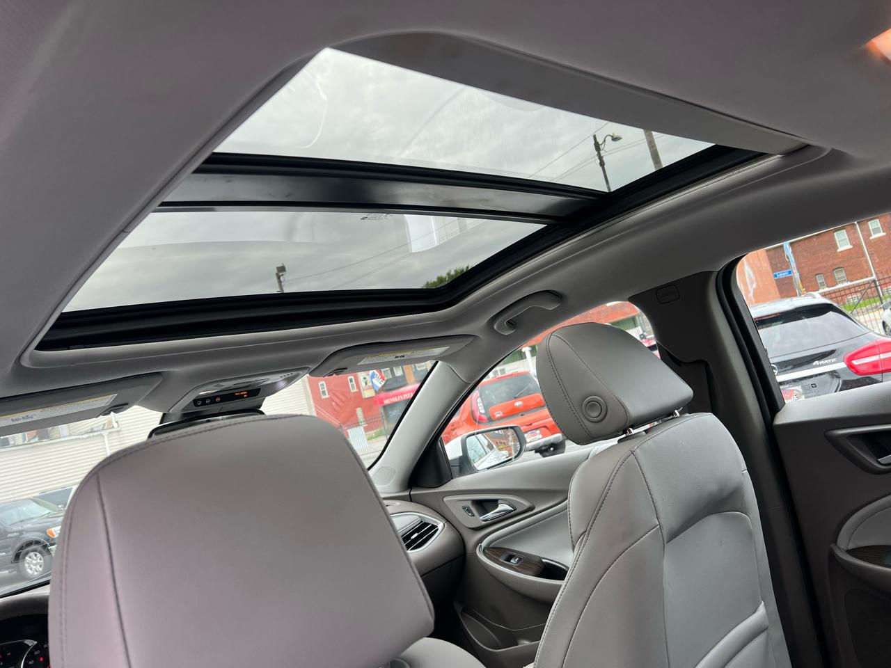Chevrolet Malibu 4dr Sdn Premier w/2LZ 2016