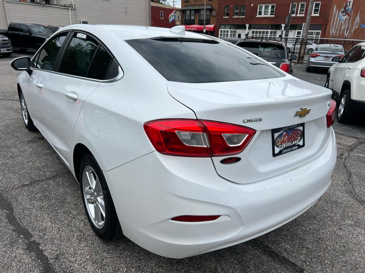 Chevrolet Cruze 4dr Sdn 1.4L LT w/1SD 2017