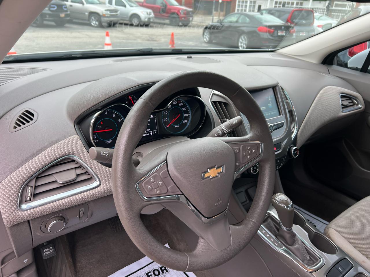 Chevrolet Cruze 4dr Sdn 1.4L LT w/1SD 2017