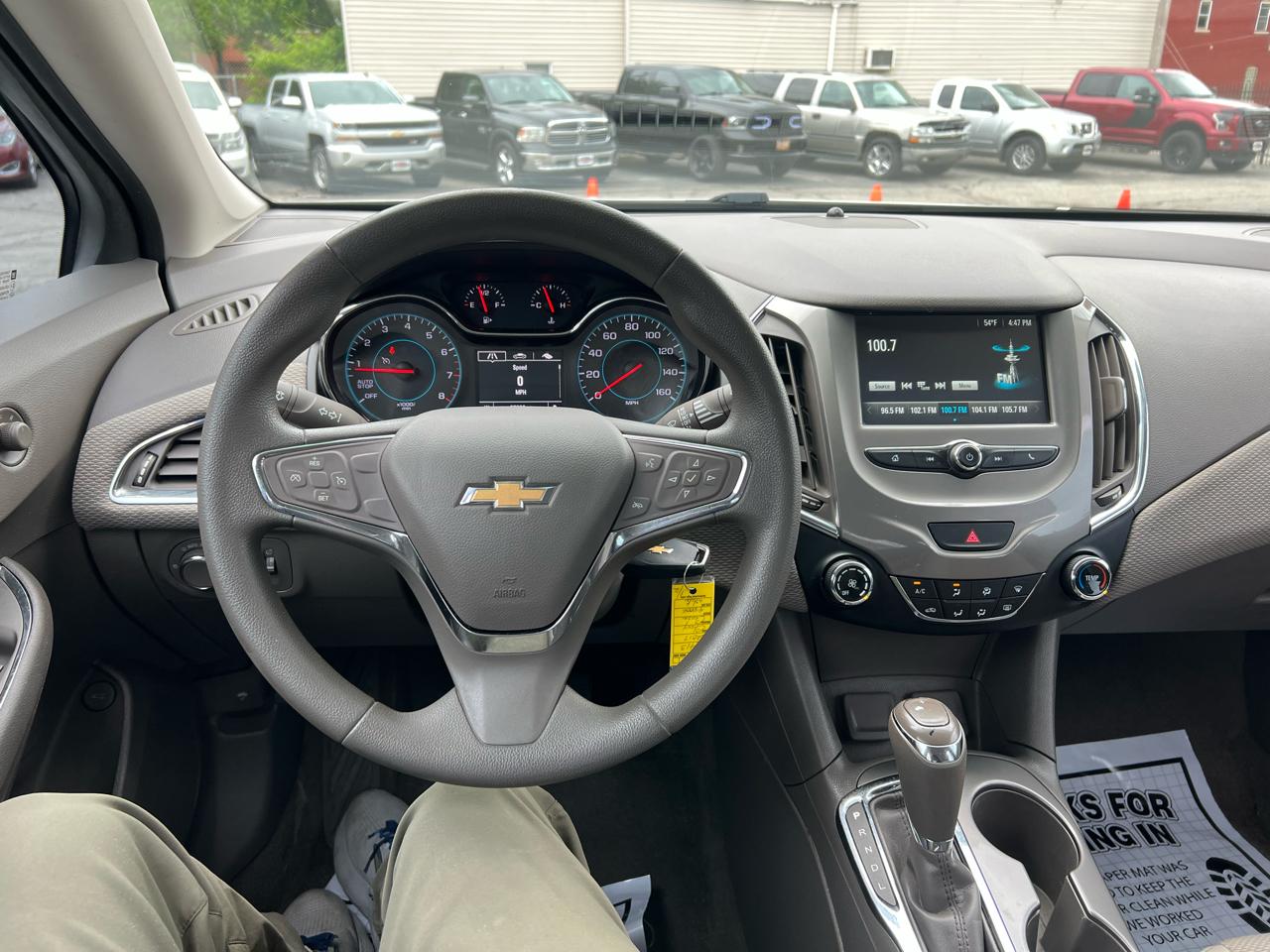 Chevrolet Cruze 4dr Sdn 1.4L LT w/1SD 2017