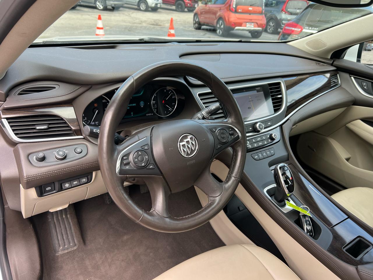 Buick LaCrosse 4dr Sdn Premium 2 FWD 2017