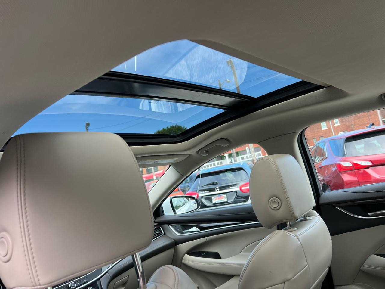 Buick LaCrosse 4dr Sdn Premium 2 FWD 2017