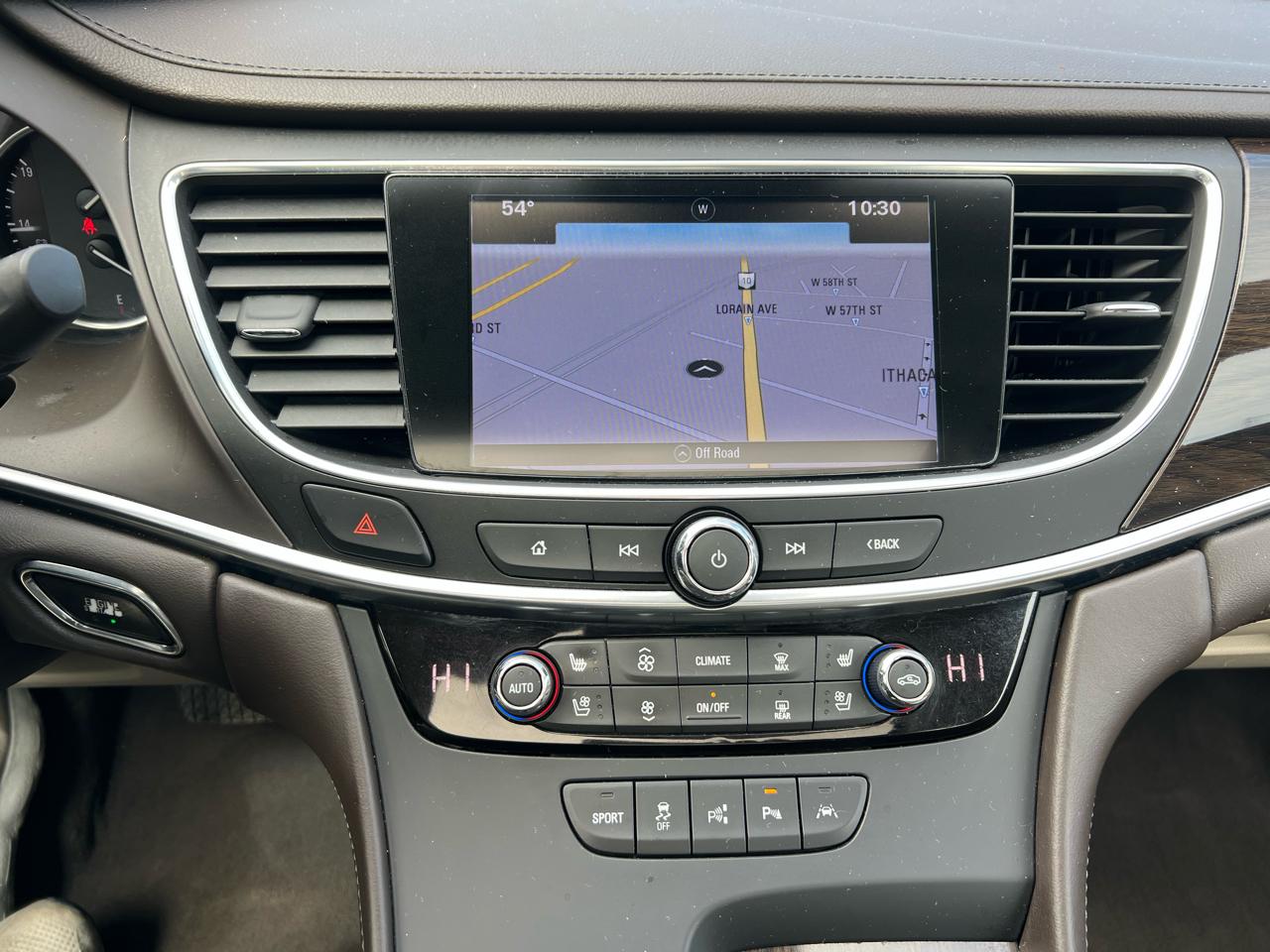 Buick LaCrosse 4dr Sdn Premium 2 FWD 2017
