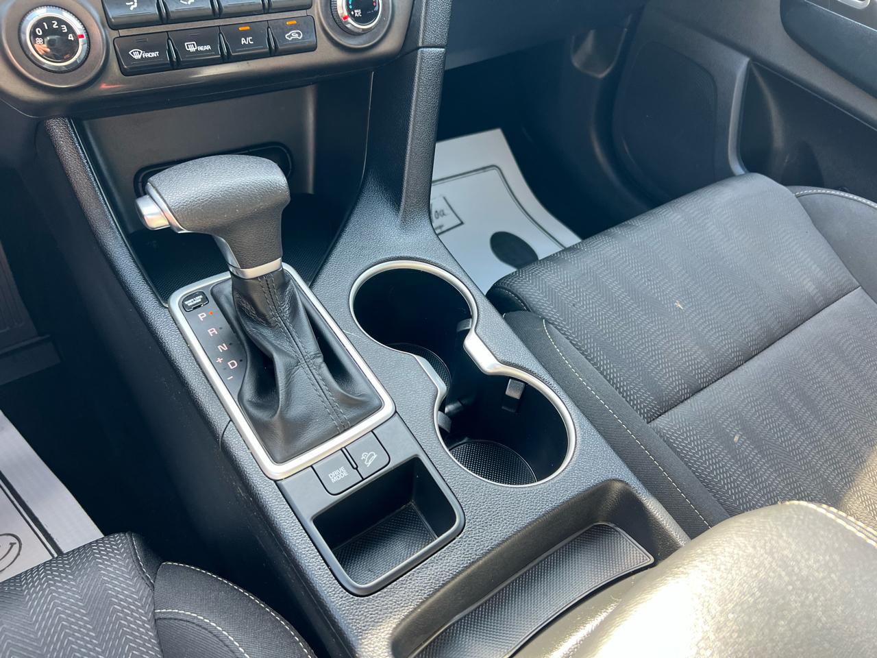 Kia Sportage LX FWD 2022