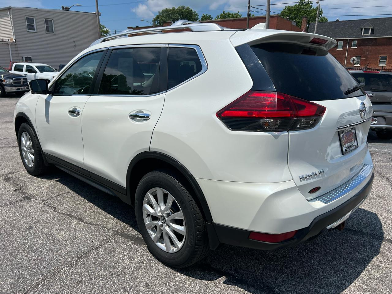 Nissan Rogue AWD SV 2017