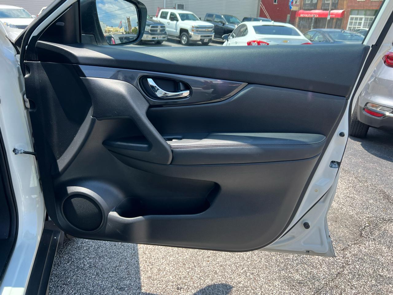 Nissan Rogue AWD SV 2017