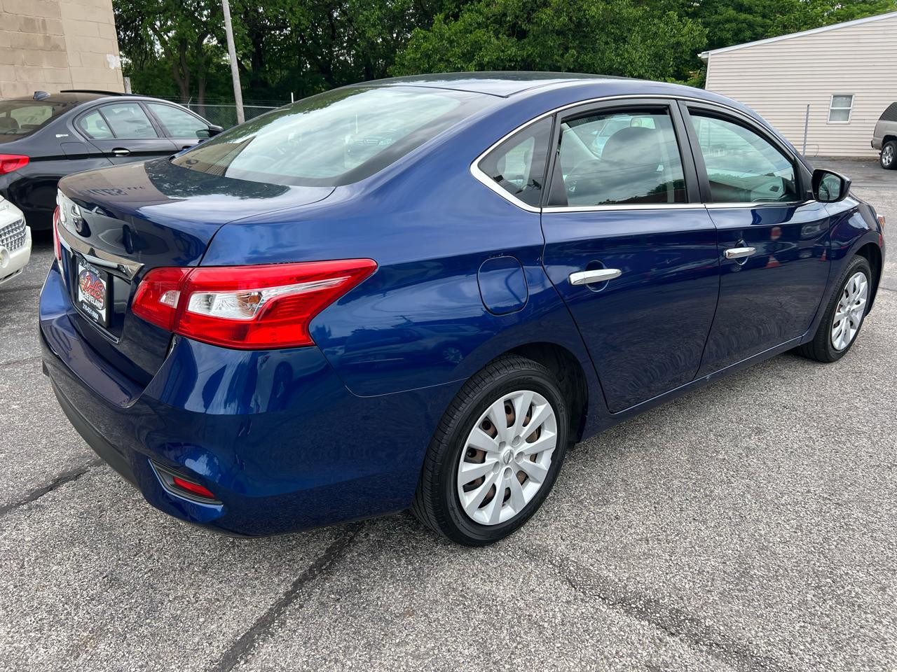 Nissan Sentra S CVT 2018