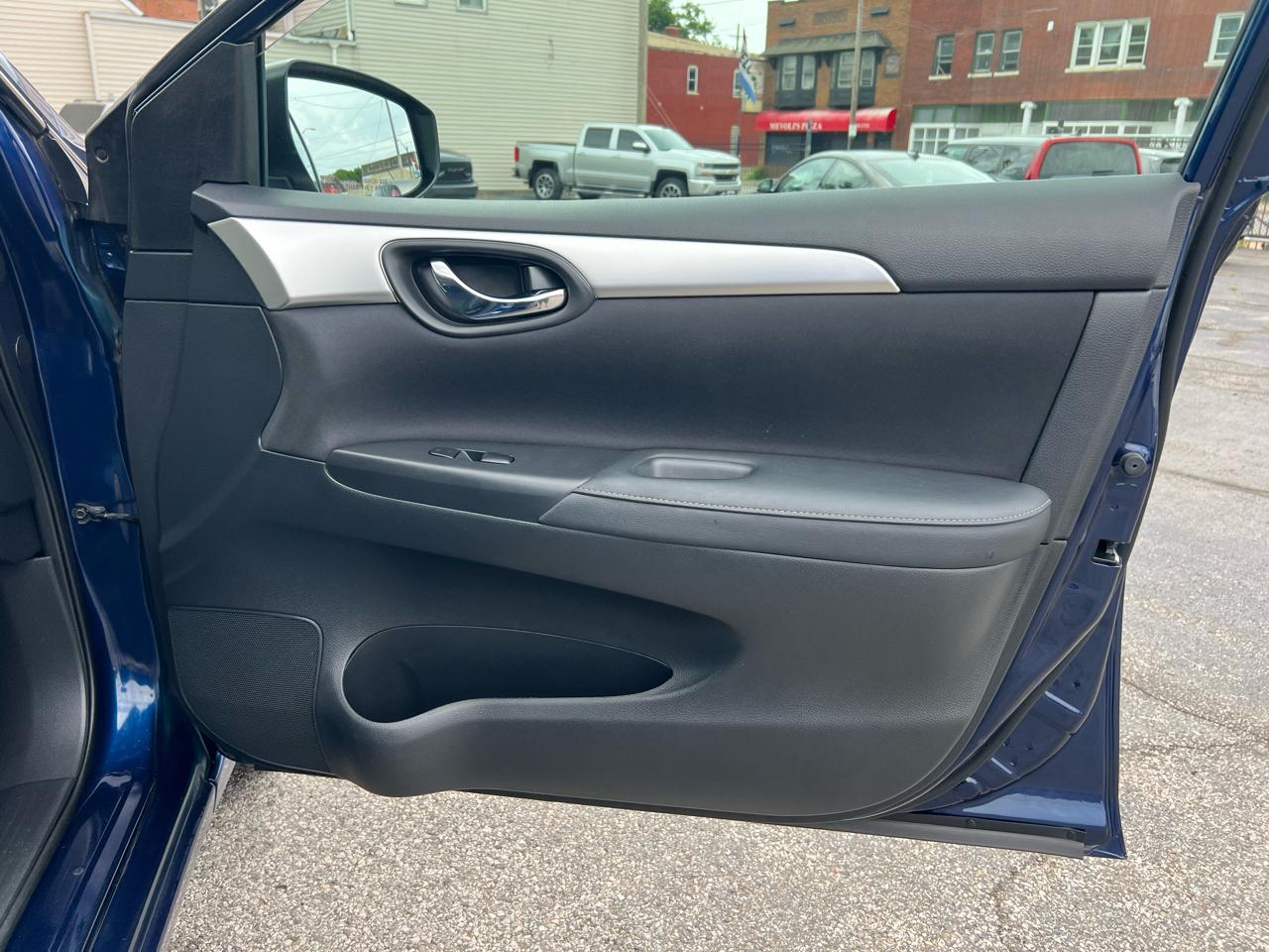 Nissan Sentra S CVT 2018