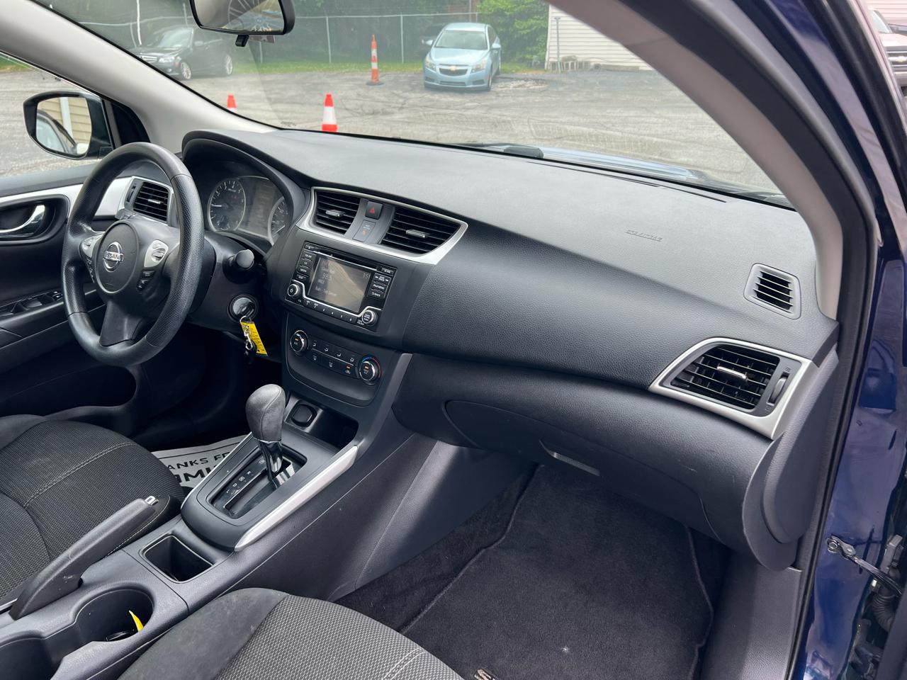 Nissan Sentra S CVT 2018