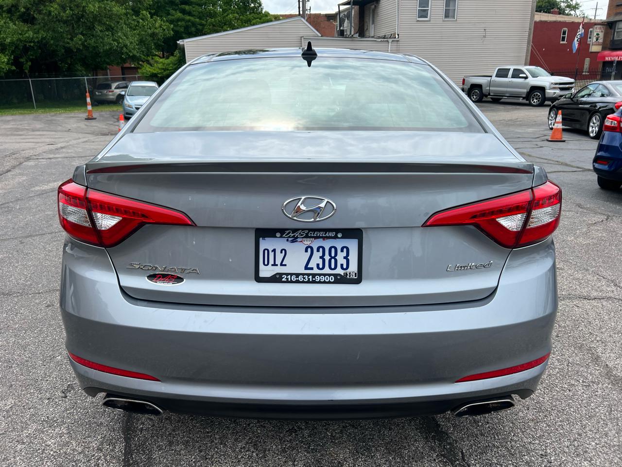 Hyundai Sonata 4dr Sdn 2.4L Limited PZEV 2015