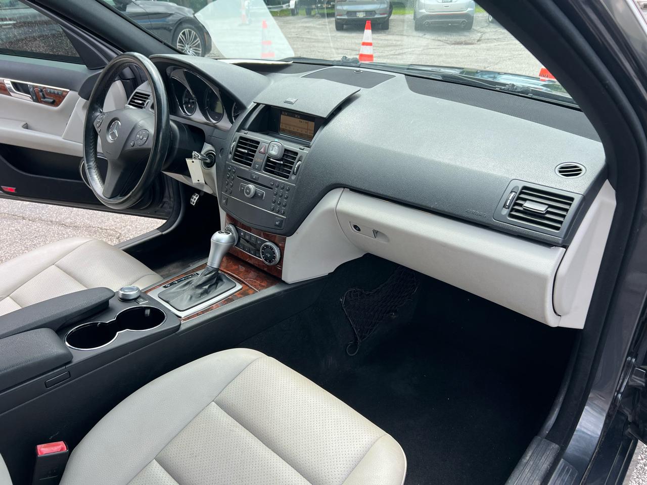 Mercedes-Benz C-Class 4dr Sdn C 300 Sport 4MATIC 2010
