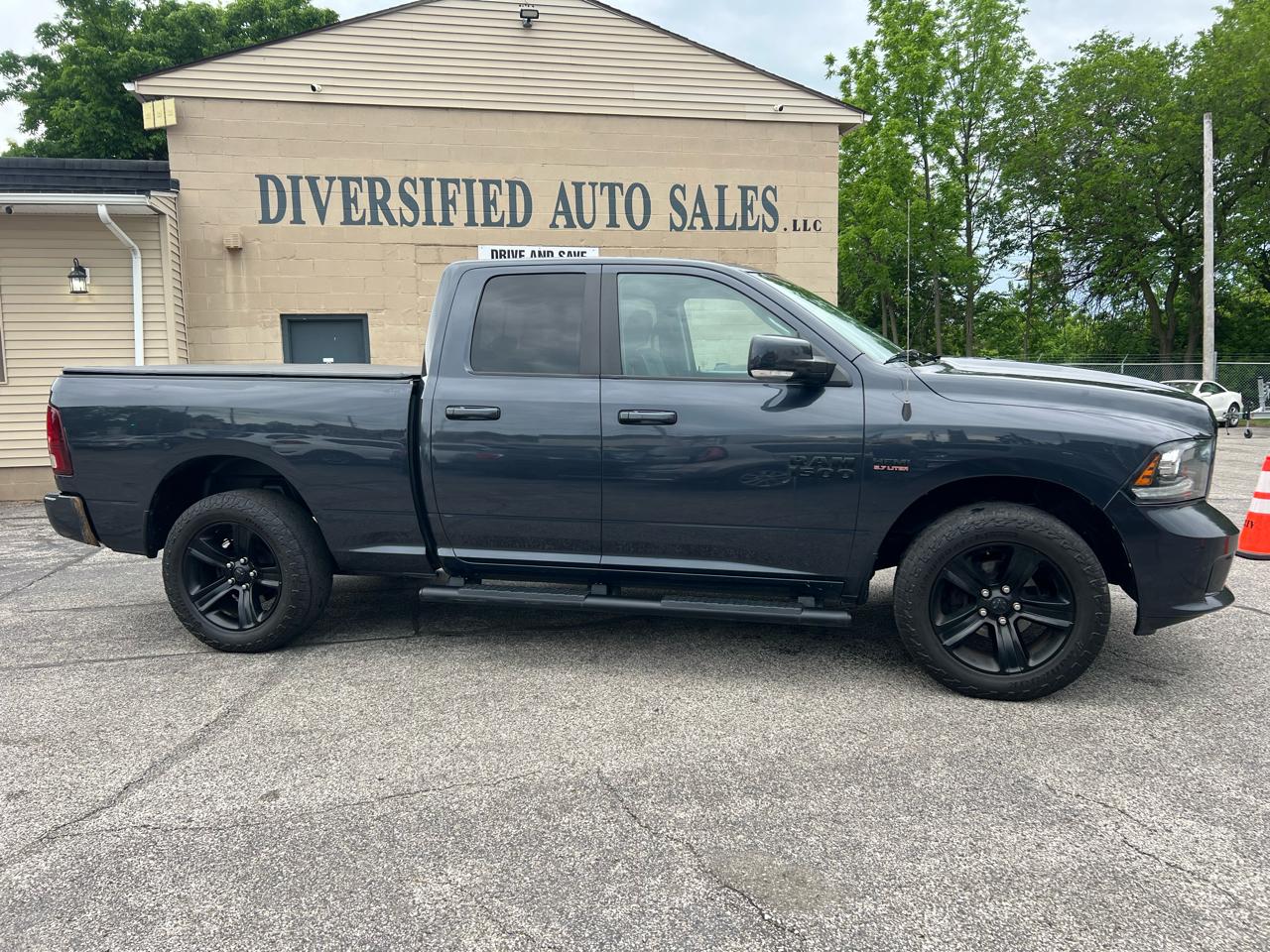 RAM 1500 Sport 4x4 Quad Cab 6'4" Box *Ltd Avail* 2018
