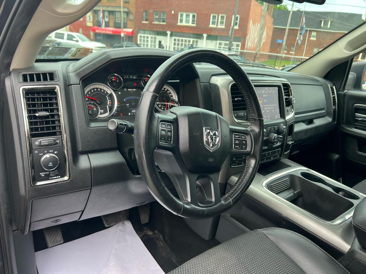 RAM 1500 Sport 4x4 Quad Cab 6'4" Box *Ltd Avail* 2018