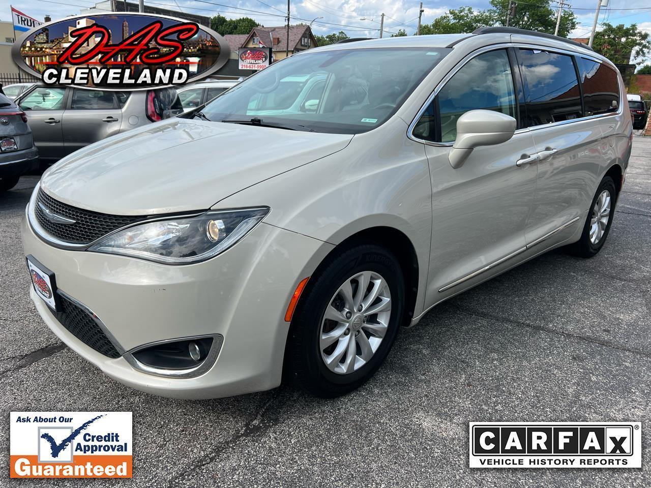2017 Chrysler Pacifica Touring-L FWD