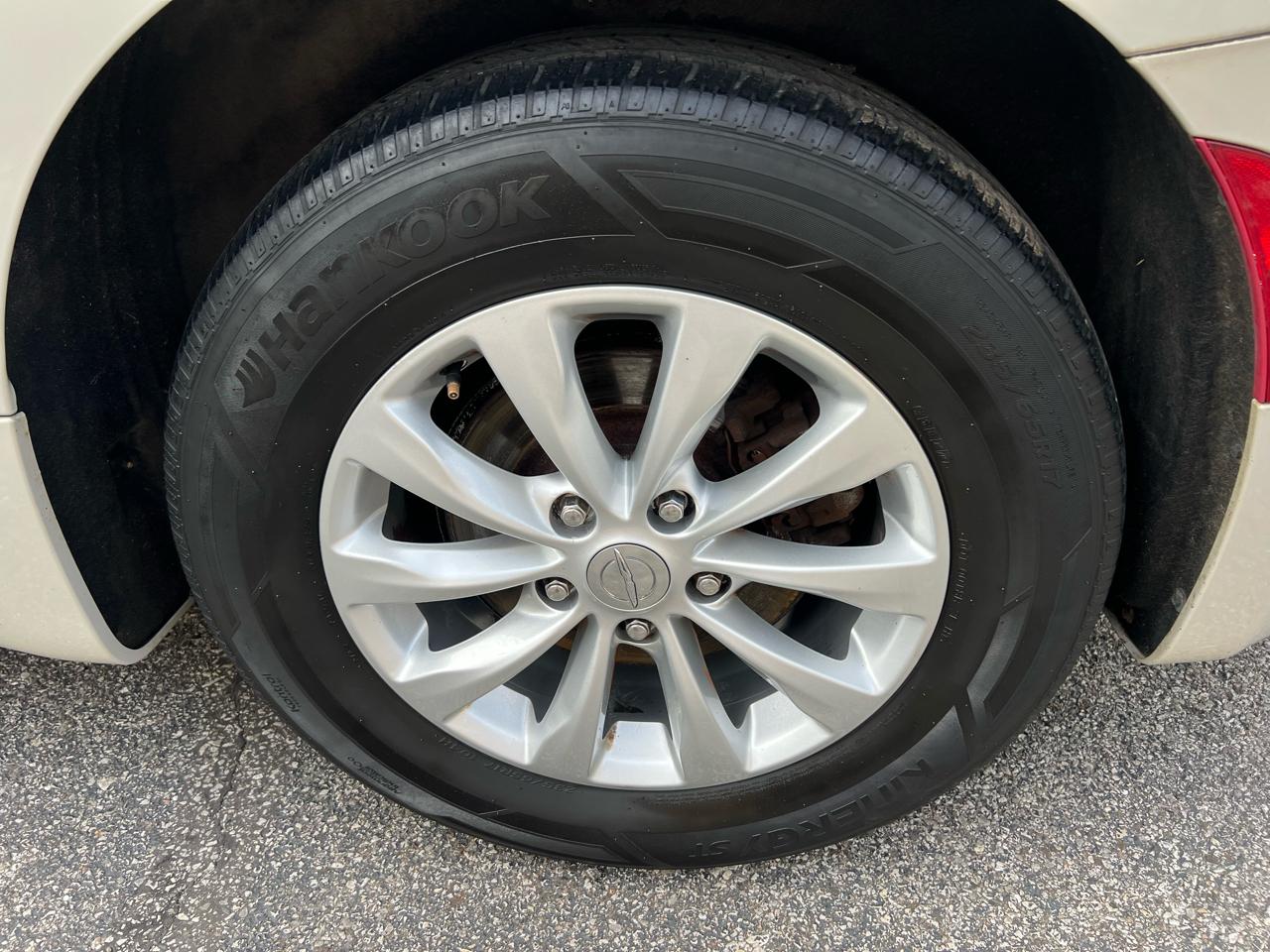 Chrysler Pacifica Touring-L FWD 2017