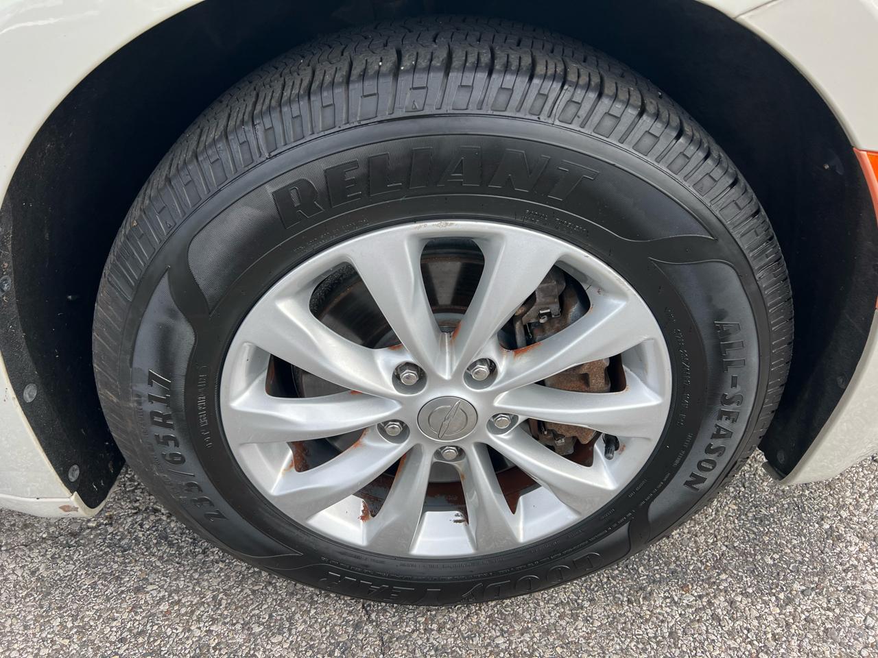 Chrysler Pacifica Touring-L FWD 2017