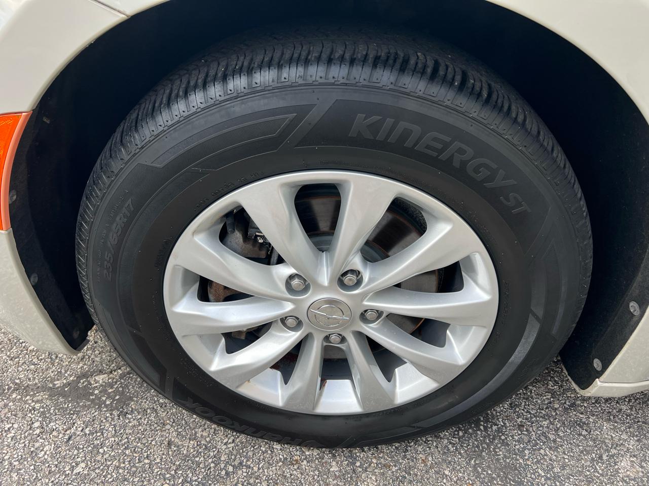 Chrysler Pacifica Touring-L FWD 2017