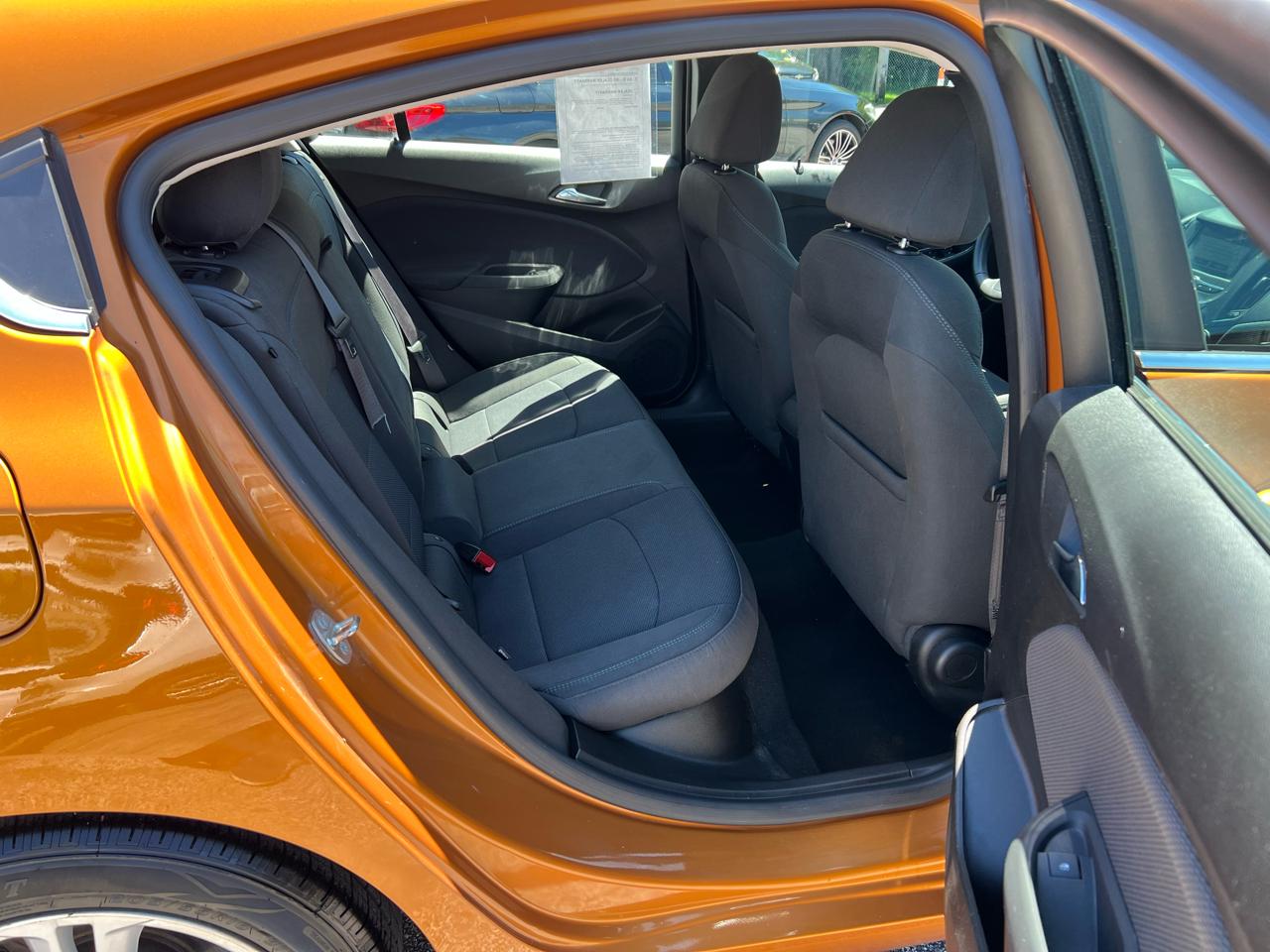Chevrolet Cruze 4dr HB 1.4L LT w/1SD 2017