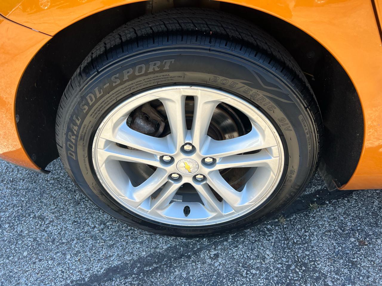Chevrolet Cruze 4dr HB 1.4L LT w/1SD 2017