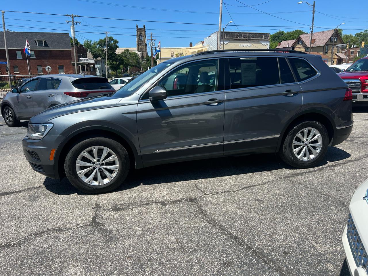 Volkswagen Tiguan 2.0T SEL 4MOTION 2018