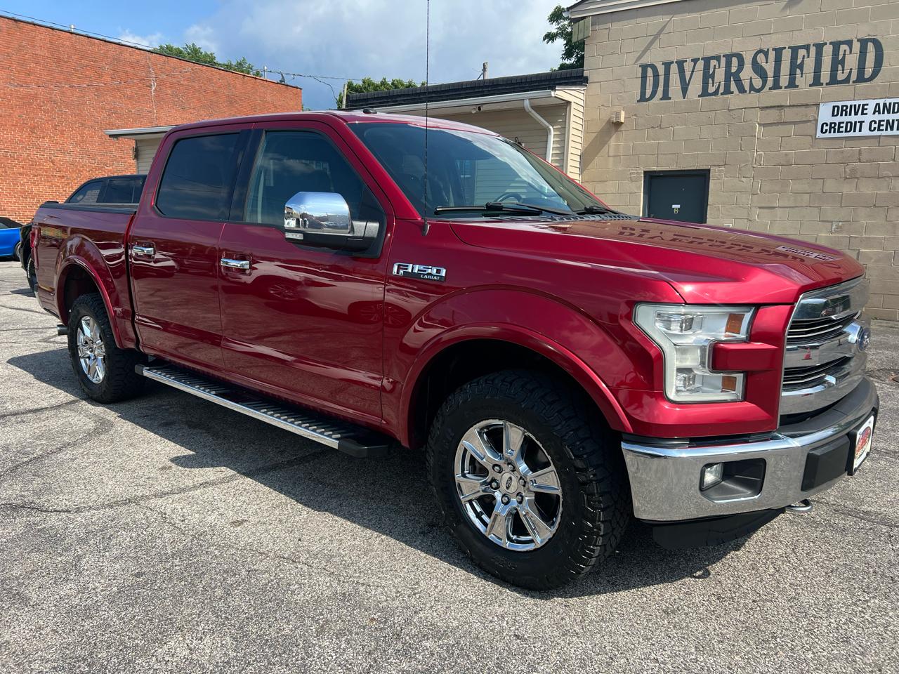 Ford F-150 4WD SuperCrew 139" Lariat 2016